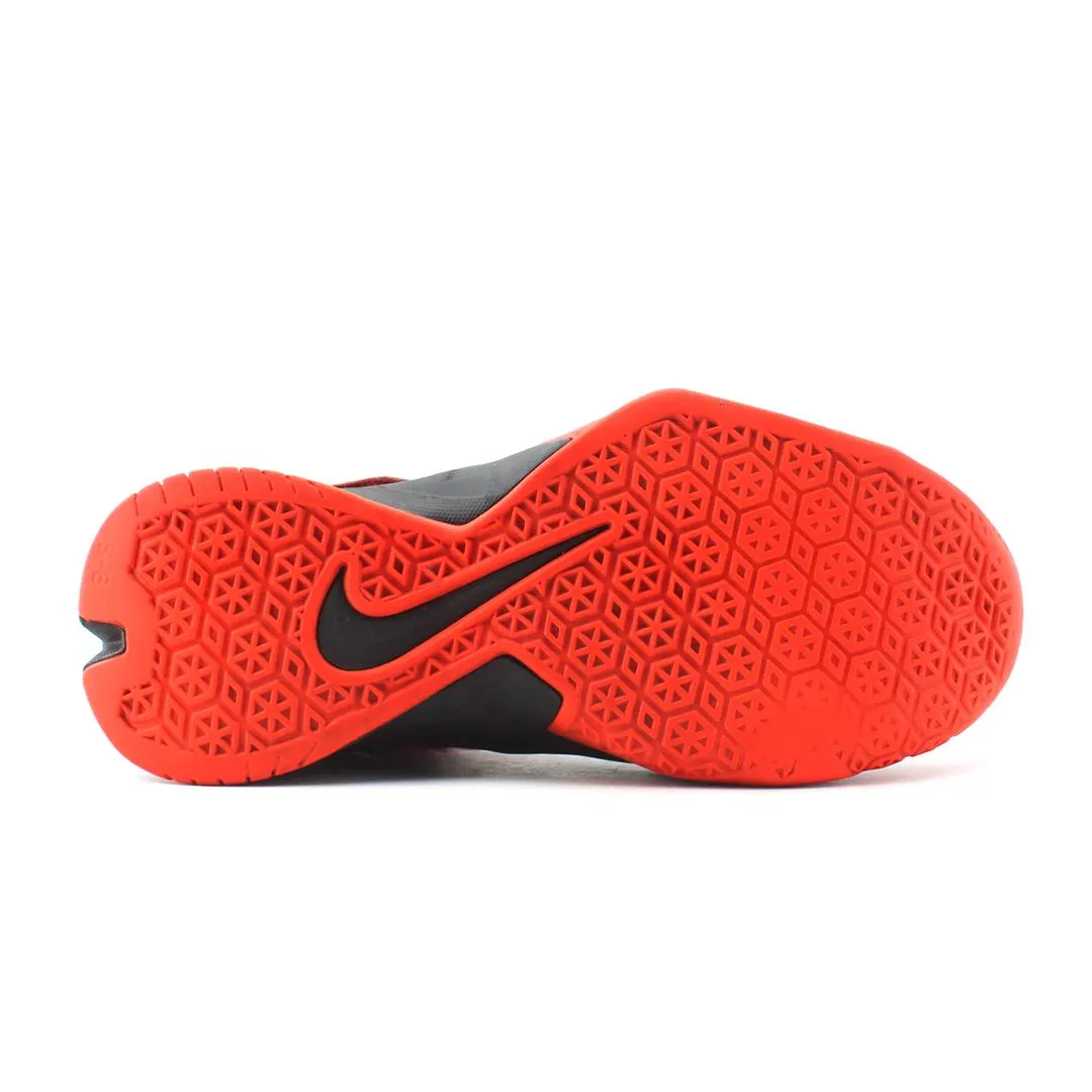 NIKE LEBRON ZOOM SOLDIER 8